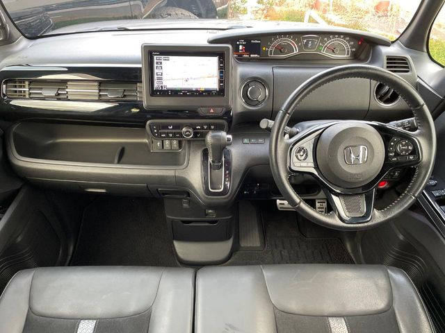 N-BOXカスタムL ターボ