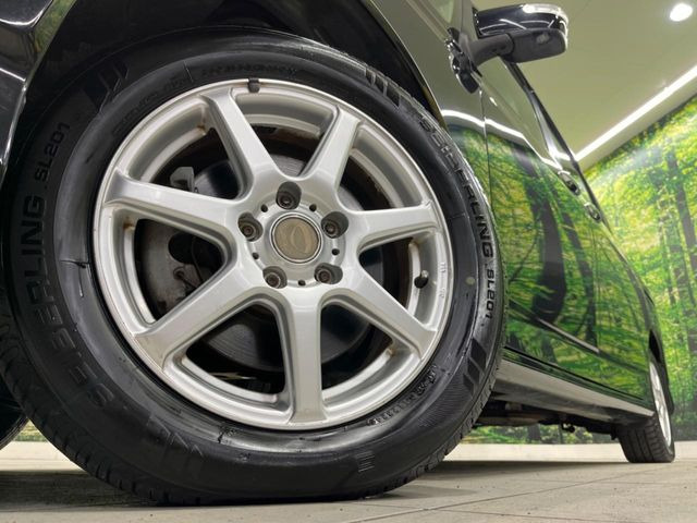 �y16�C���`�A���~�z�C�[���z�O�ςɃ}�b�`�����A���~�z�C�[���𑕒����Ă���܂��B�e��A���~�z�C�[����A�X�^�b�h���X�^�C�����戵�����Ă���܂��B���񂲑��k����������