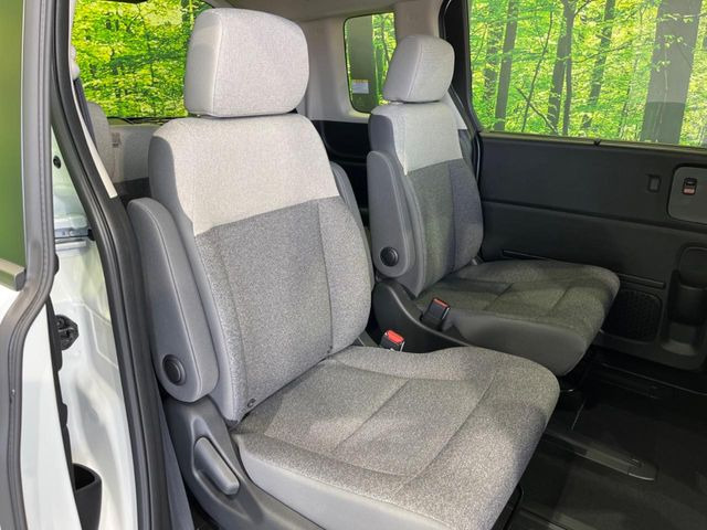 ���ڒ����̓E�H�[�N�X���[�ƂȂ��Ă���܂��B���ڂƎO��ڂ̈ړ�����~�肪�Ƃ��Ă��y�ɂȂ�̂ŁA���~��̍ۂ��X�g���X�������邱�Ƃ͂���܂����