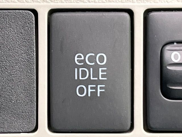 �y�A�C�h�����O�X�g�b�v�z�ԐM����a�؂Œ�Ԃ����ۂɃG���W�����~���A���ʂȔR���̏����}���܂��B�R��������ی�ɂȂ���@�\��G���W���̓u���[�L�𗣂��΍Ďn�����܂��B