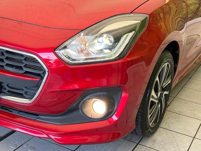 �yLED�w�b�h���C�g�z���V����ԑ��s�����ǍD�Ȏ��E���m�ۂ����S���ĉ^�]�ł��鍂�P�xLED�w�b�h���C�g�𑕔�!�_�����x�������A����d�͂��}�����Ă��܂��B