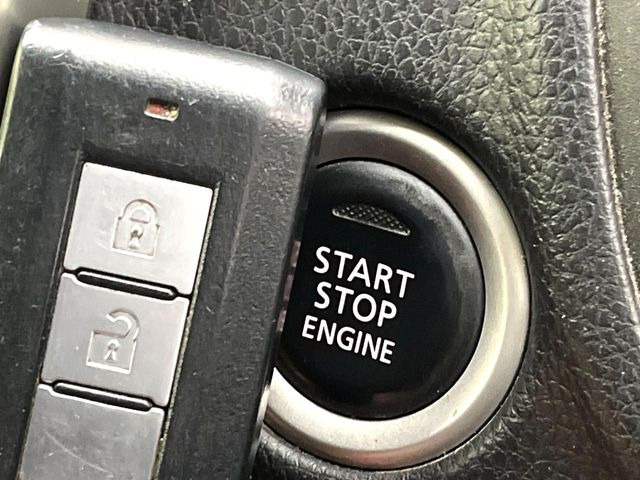 �y�I�y���[�V�����L�[�z�J�o����|�P�b�g�ɓ��ꂽ�܂܂ł��h�A�̎{���E�������\�ȃX�}�[�g�L�[�𑕔��B�G���W���̃I���E�I�t�����J�M�����o���K�v����������Ƃ��Ă��֗��ł���