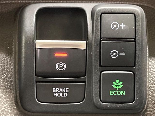 �y�d���p�[�L���O�u���[�L�z�p�[�L���O�u���[�L�͕֗��ȓd����!�{�^����ő���ł��A�A�N�Z���𓥂߂Ύ����ŉ�������܂��􃌃o�[��y�_���������̂ŉ^�]�ȉ����������肵�܂��ˁ�