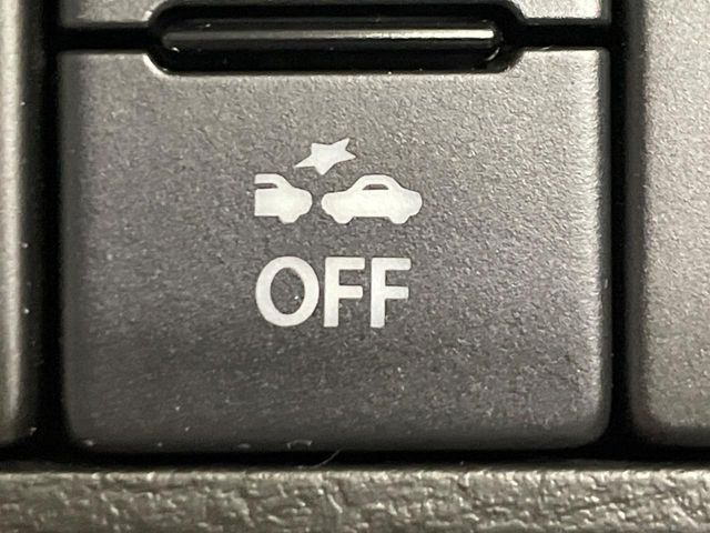 �y�X�Y�L �Z�[�t�e�B�T�|�[�g�z���s���ɑO���̎ԗ�����F�����A�Փ˂������Ȏ��͌x��ƃu���[�L�ŏՓˉ���Ɣ�Q�y�����A�V�X�g�B�����S�Ƀh���C�u�����y���݂��������܂��B