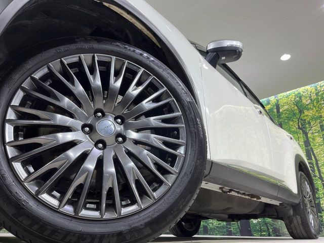 �y����20�C���`�A���~�z�C�[���z�O�ςɃ}�b�`���������A���~�z�C�[���𑕒����Ă���܂��B�e��ЊO�A���~�z�C�[����A�X�^�b�h���X�^�C�����戵�����Ă���܂��B���񂲑��k����������