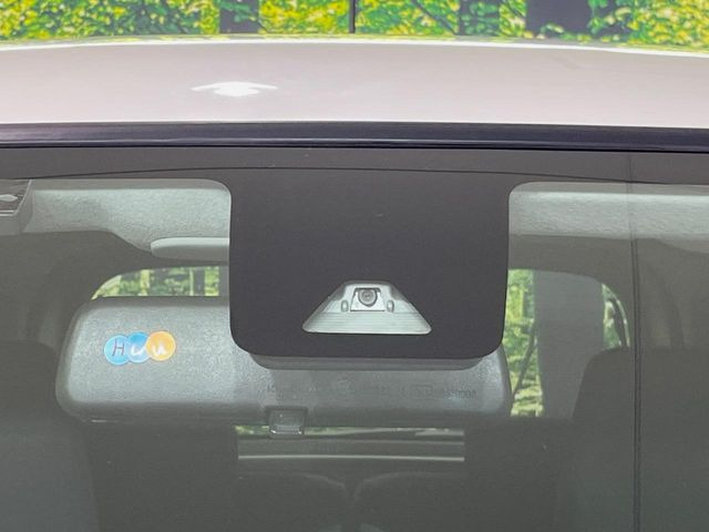 �y�X�}�[�g�A�V�X�g�z���s���ɑO���̎ԗ�����F�����A�Փ˂������Ȏ��͌x��ƃu���[�L�ŏՓˉ���Ɣ�Q�y�����A�V�X�g�B�����S�Ƀh���C�u�����y���݂��������܂��B