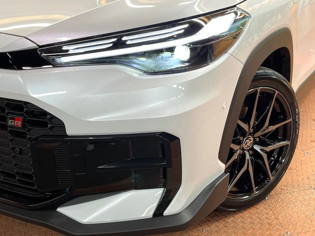 �yLED�w�b�h���C�g�z���V����ԑ��s�����ǍD�Ȏ��E���m�ۂ����S���ĉ^�]�ł��鍂�P�xLED�w�b�h���C�g�𑕔�!�_�����x�������A����d�͂��}�����Ă��܂��B