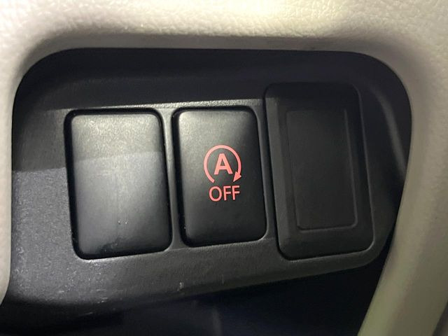 �y�A�C�h�����O�X�g�b�v�z�ԐM����a�؂Œ�Ԃ����ۂɃG���W�����~���A���ʂȔR���̏����}���܂��B�R��������ی�ɂȂ���@�\��G���W���̓u���[�L�𗣂��΍Ďn�����܂��B