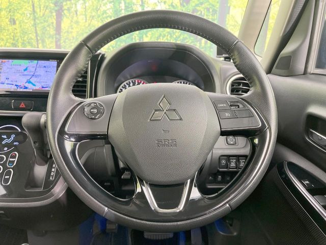 �y�����v�����X�e�A�����O�z�㎿�Ȋv���g�p���邱�ƂŁA��ɂ����������݂ƂĂ��^�]���₷���n���h���ł���