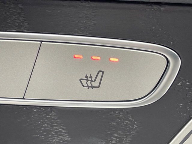 ���t�����g�V�[�g�q�[�e�B���O:�^�]�ȁE����ȋ��ɎO�i�K�Œ��߂��\�ȃV�[�g�q�[�^�[�𑕔����Ă���܂��B�G�߂��킸���K�ɂ��g�p���������܂��B