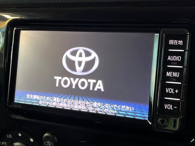 �y�����i�r�z�l�C�̏����i�r�𑕔����Ă���܂��B�i�r�̎g���₷���͂������A�I�[�f�B�I�@�\���[��!�L�����v�◷�s�͂������A�ʋ΂┃�����ȂǕ��i�̃h���C�u���y�����Ȃ�͂���