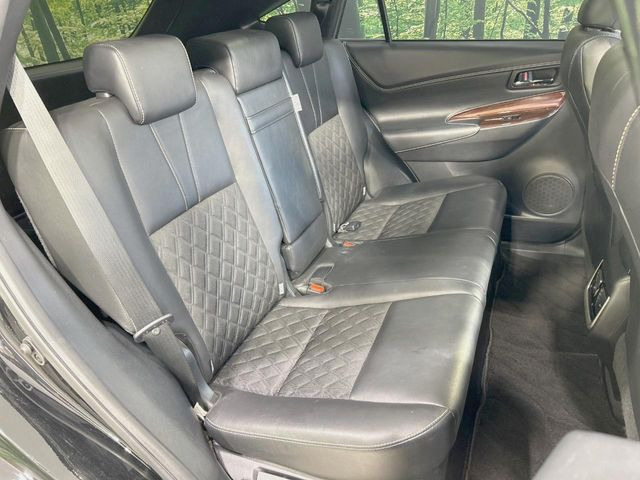 �y�n�[�t���U�[�V�[�g�z�������ƍ���S�n�𗼗������l�C�̃V�[�g���w�ʁE���ʂ̃t�@�u���b�N�f�ނ́A�ʋC���̗ǂ��⊊��ɂ����ɗD��Ă��܂��B�C���╞���ɍ��E���ꂸ���K�ɂ���肢�������܂��B