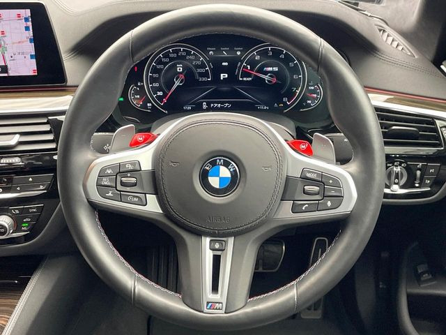 ���n���h�����̃X�������Ȃ��A���ꂢ�ȏ�Ԃ��ێ����Ă���܂��B�e�X�C�b�`���̓�����m�F�ς݂ł��B