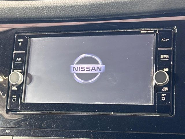 �y�����i�r�z�l�C�̏����i�r�𑕔��B�I�[�f�B�I�@�\���[�����Ă���ABluetooth�ڑ�����΂������̃X�}�z��MP3�v���C���[�̉��y���Đ��\!�����̉^�]������Ɋy�����Ȃ�܂�!!