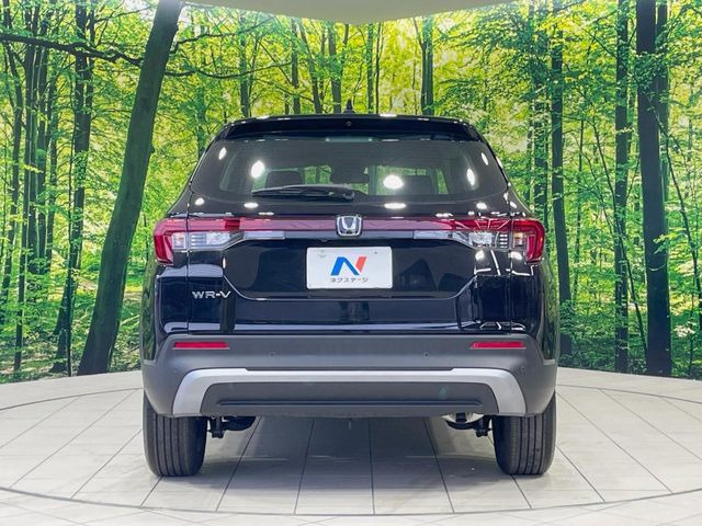 安心の最長10年・走行無制限保証(有償)をご用意。保証内容も充実はもちろん、無料点検&オイル交換や、年中無休の全国・24時間ロードサービスも付帯されておりますのでご安心下さい。