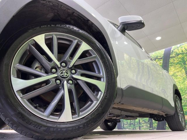 �y�O���[�h��p����18�C���`�A���~�z�C�[���z�f�U�C�����̍��������A���~�z�C�[���𑕒����Ă���܂��B�e��ЊO�A���~�z�C�[����A�X�^�b�h���X�^�C�����戵�����Ă���܂��B���񂲑��k����������