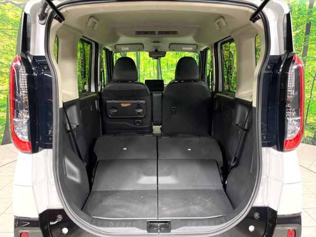 ���i�̂���������ʋ΁A���}���ɏ\���ȉ׎��X�y�[�X���m�ۂ��Ă���܂��B�Z�J���h�V�[�g��|���ƁA�傫�ȉו��̐ύڂ��\�ł���