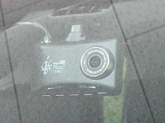 �y�h���C�u���R�[�_�[�z���S�E���S�ȃJ�[���C�t�ɕK�{�̃h���C�u���R�[�_�[�𑕔�!���s���͂������A������^�]�⎖�̂ɑ��������ۂ̏󋵂��f���ŋL�^���A����̃��X�N�ɔ����܂��B