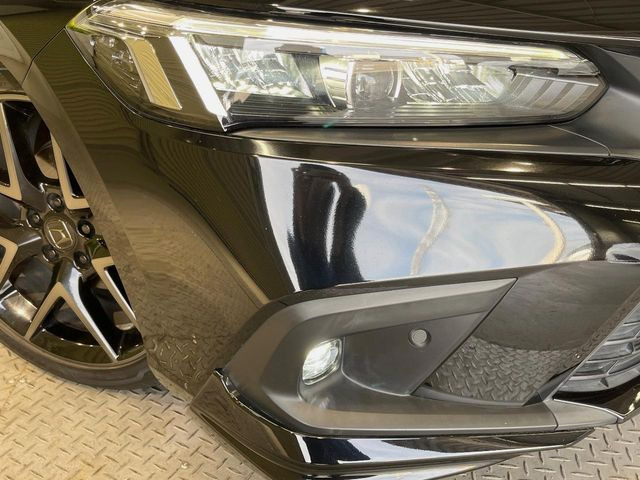 �yLED�w�b�h���C�g�z���V����ԑ��s�����ǍD�Ȏ��E���m�ۂ����S���ĉ^�]�ł��鍂�P�xLED�w�b�h���C�g�𑕔�!�_�����x�������A����d�͂��}�����Ă��܂��B