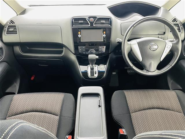 セレナ2.0 ハイウェイスター S-HYBRID