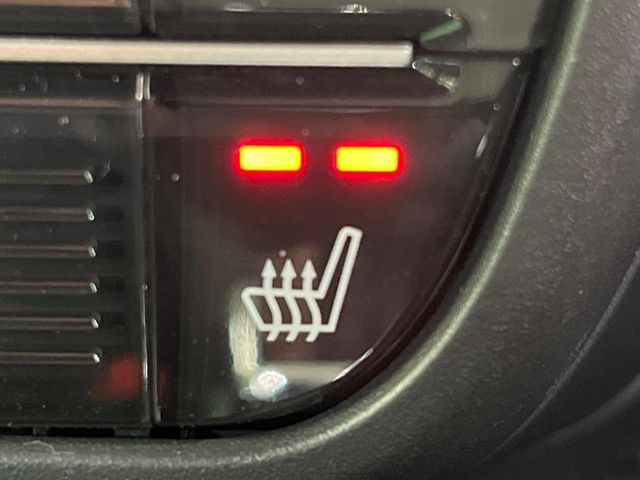 �y�V�[�g�q�[�^�[�z�������ɏd�󂷂�V�[�g�q�[�^�[!�G�A�R����葁�����܂��Ă����̂Ŋ�����̐l�����S�ł��ˁ�G�A�R���̉����͊������邩����A�Ƃ������ɂ����������߂ł��B