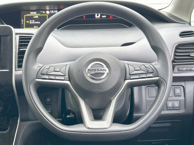 �y�X�e�A�����O�X�C�b�`�z�^�]���A�O������ڐ������炷���ƂȂ��A�I�[�f�B�I���̑��삪�\�ȕ֗��@�\!���S&���K�ȃh���C�u�����o���Ă���܂���