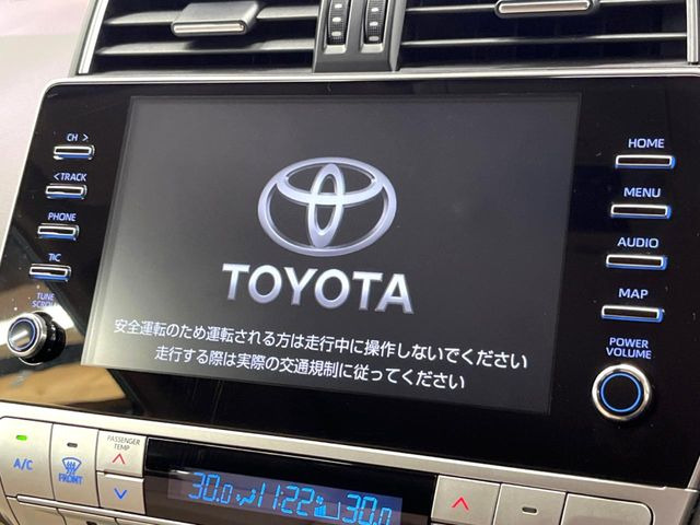 �y���[�J�[�����i�r�z�C���e���A�ɗn�����ރX�^�C���b�V���ȁu��p�݌v�v���[�J�[�i�r�𑕔��􎋔F���⑀�쐫�ȂǊ�{���\�ɂ��D��A���㎿�ȃJ�[���C�t�����y���݂��������܂��B