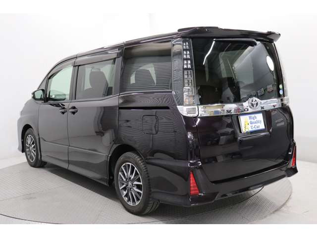 ヴォクシー2.0 ZS