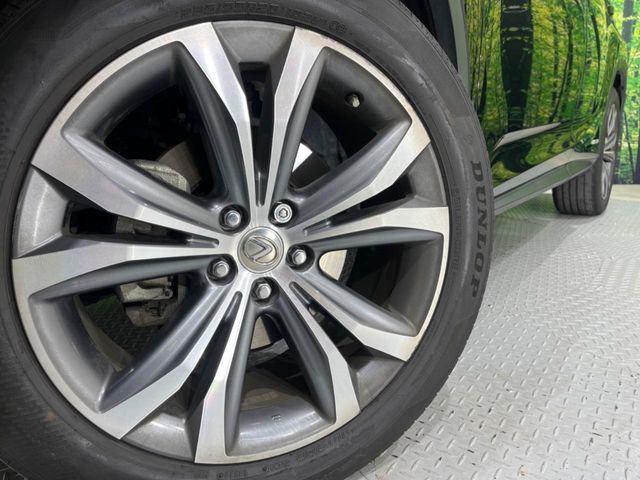 �y�����A���~�z�C�[���z�O�ςɃ}�b�`���������A���~�z�C�[���𑕒����Ă���܂��B�e��ЊO�A���~�z�C�[����A�X�^�b�h���X�^�C�����戵�����Ă���܂��B���񂲑��k����������