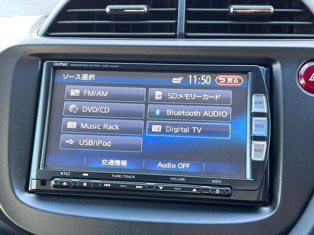 �y�i�r�Q�[�V�����z�ړI�n�܂ł�������ē����Ă����g���₷���i�r�BBluetooth�ڑ�����΂������̃X�}�z��MP3�v���C���[�̉��y���Đ��\!�����̉^�]������Ɋy�����Ȃ�܂�!!