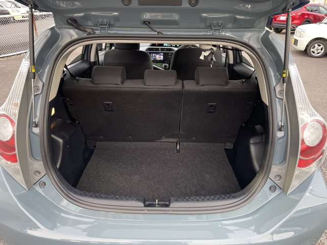 �g�����N�͉ו������Ȃ�l�܂��e�ʂł���