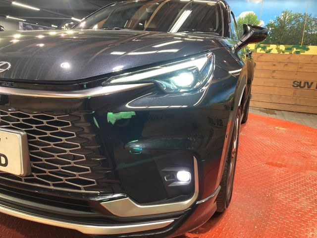 �yLED�w�b�h���C�g�z���V����ԑ��s�����ǍD�Ȏ��E���m�ۂ����S���ĉ^�]�ł��鍂�P�xLED�w�b�h���C�g�𑕔�!�_�����x�������A����d�͂��}�����Ă��܂��B