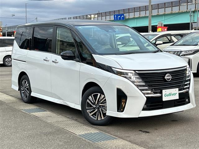 セレナ1.4 e-POWER ハイウェイスターV