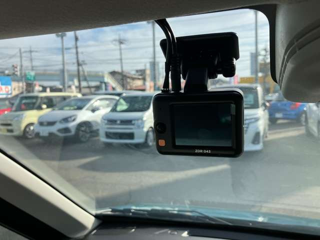 �������͐��Ǝ҂ɂ�郋�[���N���[�j���O�{�H���V�[�g�E�V��E�_�b�V���{�[�h���ɏ���V�~�A���ꓙ���Ȃ��Y��Ō��ȏL����������܂���!�����ŋC����������