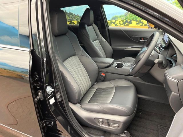 �y�n�[�t���U�[�V�[�g�z�������ƍ���S�n�𗼗������l�C�̃V�[�g���w�ʁE���ʂ̃t�@�u���b�N�f�ނ́A�ʋC���̗ǂ��⊊��ɂ����ɗD��Ă��܂��B�C���╞���ɍ��E���ꂸ���K�ɂ���肢�������܂��B