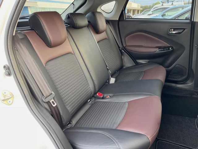 �㕔���Ȃ��C�ɂȂ�悤�ȃL�Y�E�����ւ��蓙�A�傫�ȃ_���[�W�͂Ȃ��A�ǍD�ȏ�Ԃł��B