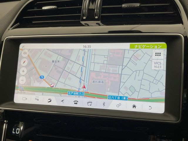 �������i�r:��̊��̂���i�r�́A����������ԓ������o���Ă���܂��B�I�[�f�B�I�@�\���[�����Ă���܂��̂ŁA�^�]�����y���߂܂���