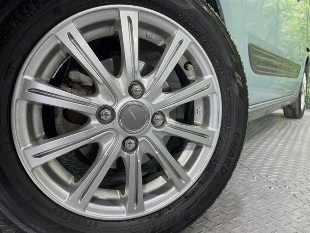 �y14�C���`�A���~�z�C�[���z�O�ςɃ}�b�`�����A���~�z�C�[���𑕒����Ă���܂��B�e��A���~�z�C�[����A�X�^�b�h���X�^�C�����戵�����Ă���܂��B���񂲑��k����������