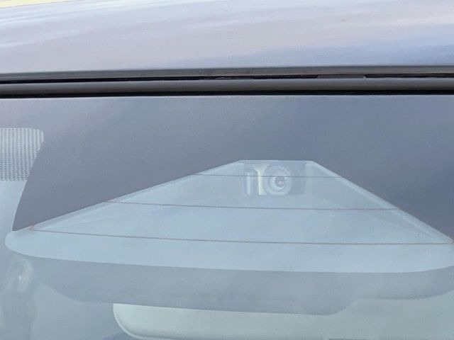 �y�X�Y�L �Z�[�t�e�B�T�|�[�g�z���s���ɑO���̎ԗ�����F�����A�Փ˂������Ȏ��͌x��ƃu���[�L�ŏՓˉ���Ɣ�Q�y�����A�V�X�g�B�����S�Ƀh���C�u�����y���݂��������܂��B