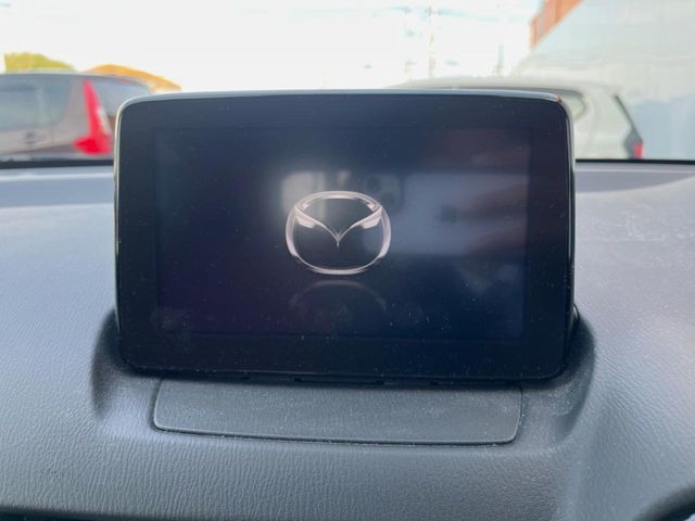 �y�����i�r�z�l�C�̏����i�r�𑕔����Ă���܂��B�i�r�̎g���₷���͂������A�I�[�f�B�I�@�\���[��!�L�����v�◷�s�͂������A�ʋ΂┃�����ȂǕ��i�̃h���C�u���y�����Ȃ�͂���