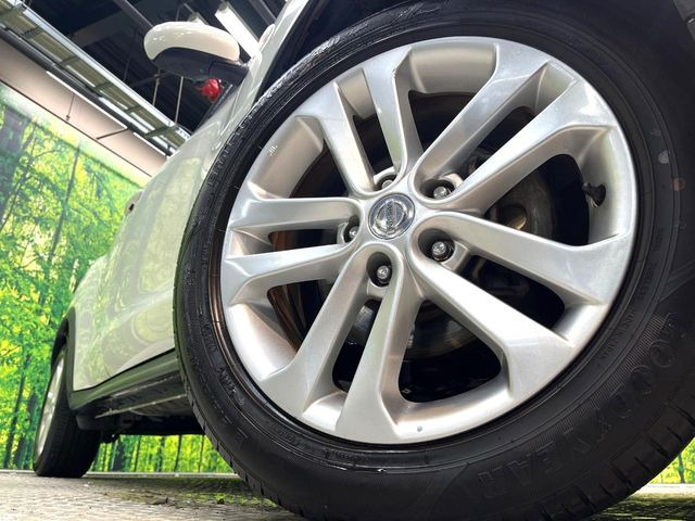 �y17�C���`�A���~�z�C�[���z�O�ςɃ}�b�`�����A���~�z�C�[���𑕒����Ă���܂��B�e��A���~�z�C�[����A�X�^�b�h���X�^�C�����戵�����Ă���܂��B���񂲑��k����������