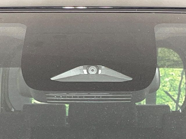 �y�g���^�Z�[�t�e�B�Z���X�z���s���ɑO���̎ԗ�����F�����A�Փ˂������Ȏ��͌x��ƃu���[�L�ŏՓˉ���Ɣ�Q�y�����A�V�X�g�B�����S�Ƀh���C�u�����y���݂��������܂��B