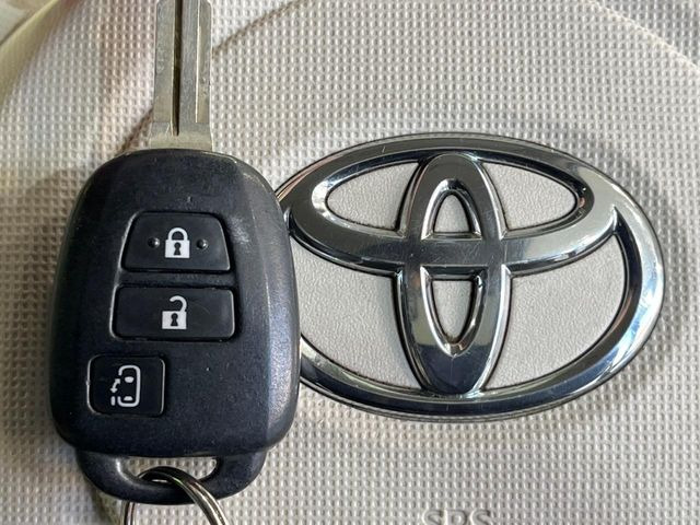 �y�X�}�[�g�L�[�z�J�o����|�P�b�g�ɓ��ꂽ�܂܂ł��h�A�̎{���E�������\�ȃX�}�[�g�L�[�𑕔��B�G���W���̃I���E�I�t�����J�M�����o���K�v����������Ƃ��Ă��֗��ł���