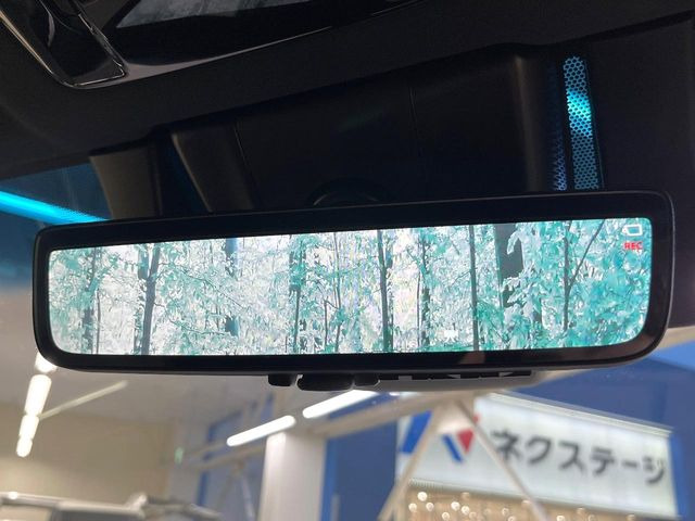 �y�f�W�^���C���i�[�~���[�z�J�������B�e�����ԗ�����̉f�������[���~���[���ɕ\���B�N���A�Ȏ��E�ŏ󋵂̊m�F���\�ł�!���h�����R�@�\�����p�ɂ͕ʓrSD�J�[�h�����p�ӂ��������ꍇ������܂��B