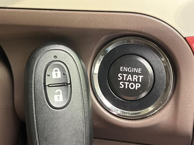 �y�L�[���X�X�^�[�g�V�X�e���z�J�o����|�P�b�g�ɓ��ꂽ�܂܂ł��h�A�̎{���E�������\�ȃX�}�[�g�L�[�𑕔��B�G���W���̃I���E�I�t�����J�M�����o���K�v����������Ƃ��Ă��֗��ł���