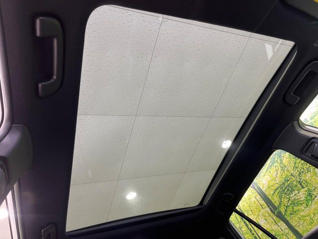 �y�p�m���}���[�t�z��^�̃K���X���[�t���ڂŎԓ��̉��������C�ɃA�b�v!�J���I�ȃh���C�u�����y���݂��������܂��B