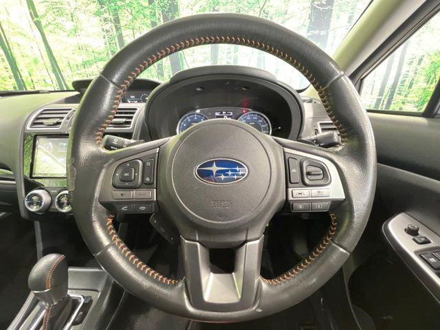 �y�����v�����X�e�A�����O�z�㎿�Ȋv���g�p���邱�ƂŁA��ɂ����������݂ƂĂ��^�]���₷���n���h���ł���