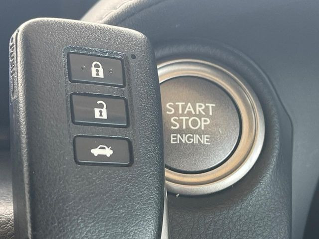 �y�X�}�[�g�L�[�z�J�o����|�P�b�g�ɓ��ꂽ�܂܂ł��h�A�̎{���E�������\�ȃX�}�[�g�L�[�𑕔��B�G���W���̃I���E�I�t�����J�M�����o���K�v����������Ƃ��Ă��֗��ł���