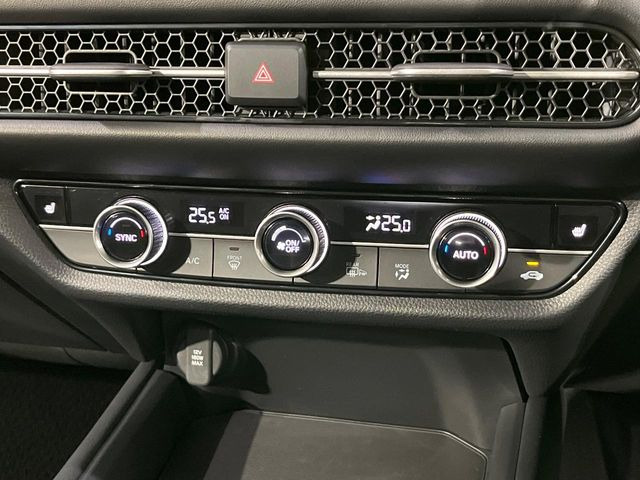 �y���E�Ɨ��^�t���I�[�g�G�A�R���z�^�]�ȂƏ���Ȃł��ꂼ�ꂨ�D�݂̉��x�ɐݒ�\�B����҂ɂ��z�������A���K�ȋ󒲂����͂��v���܂��B