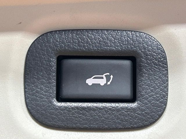 �y�p���[�o�b�N�h�A�z�X�}�[�g�L�[��^�]�Ȃ̃{�^�������������Ń��A�Q�[�g�������ŊJ���܂�!�ו��������Ă��鎞��A�����ʒu�ɂ���o�b�N�h�A��߂�ۂɕ֗��ȋ@�\�ł���